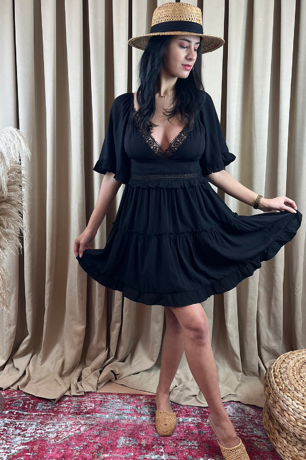 Women's Lace Detailed V-Neck Mini Dress
