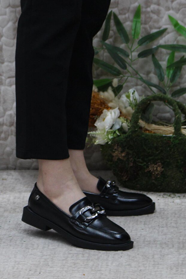 16213 Black Buckle Detailed Comfortable Loafer Women's Shoes