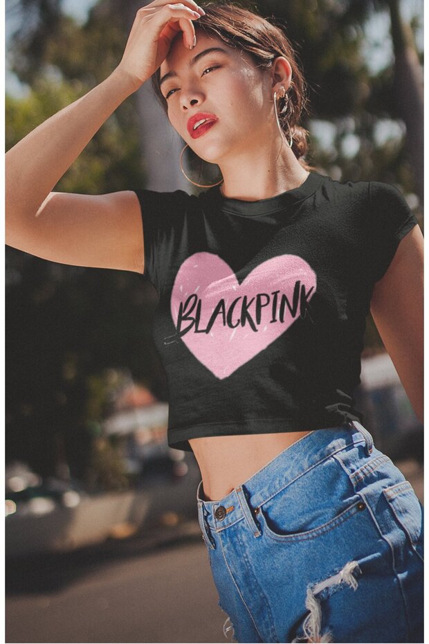 Heart Blackpink Printed Crop Top, Women's K-Pop Printed Crop Blouse