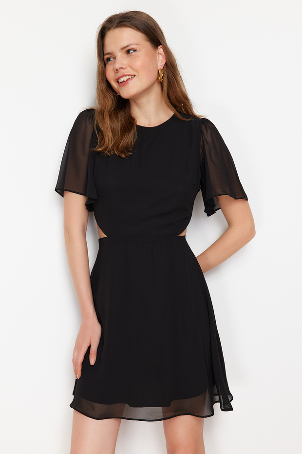 Siyah Eteği Belden Açılan Cut Out/Pencere Detaylı Mini Dokuma Elbise TWOSS24EL00696 - 3