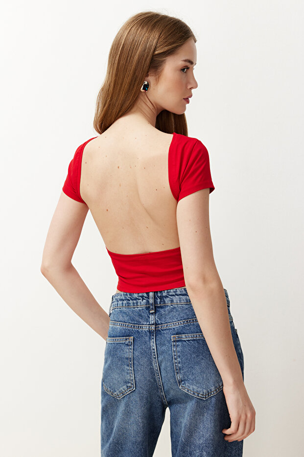 Kırmızı Sırt Dekolteli Crop Pamuklu Esnek Örme Bluz TWOSS23BZ00912 - 6