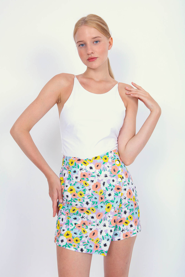 Buttoned Front Floral Patterned Short Skirt - 2