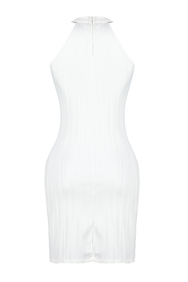 Beyaz Dokulu Halter Yaka Bodycone/Vücudu Saran Örme Mini Esnek Elbise TWOSS24EL00472 - 8