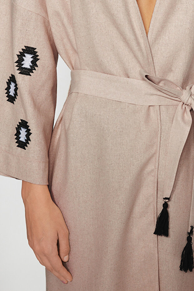 Bej Kuşaklı Dokuma Nakışlı Maxi Plaj Kimono&Kaftan TBESS21KM0175 - 7