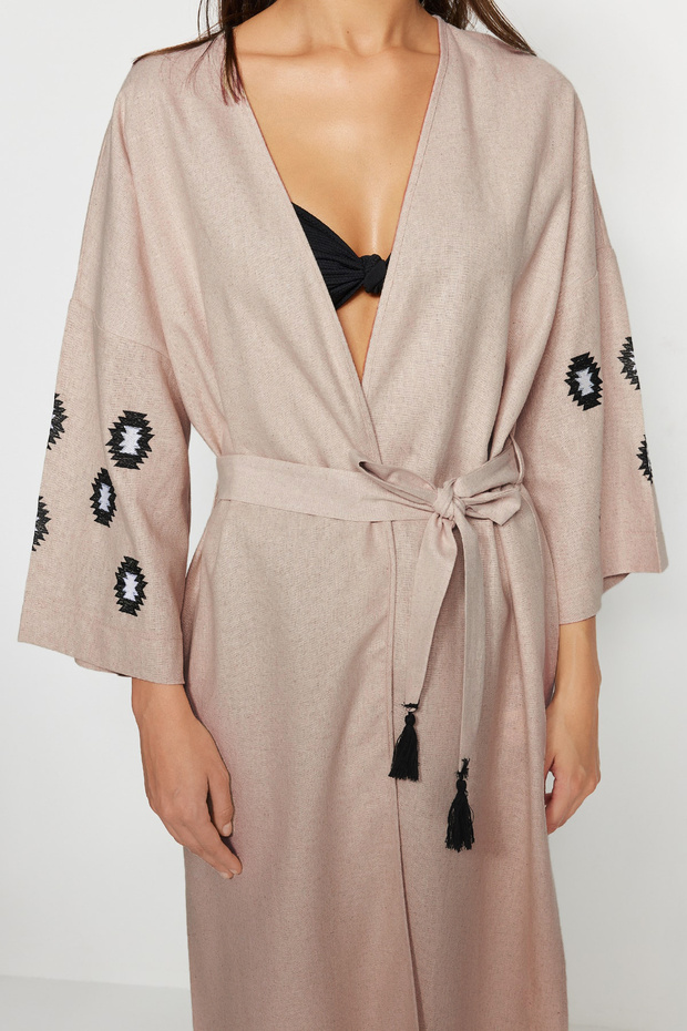 Bej Kuşaklı Dokuma Nakışlı Maxi Plaj Kimono&Kaftan TBESS21KM0175 - 3