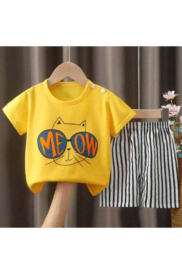 Girls and Boys 100% Cotton T-Shirt, Shorts 2-Piece Summer Outfit (Age 5 / Yellow)