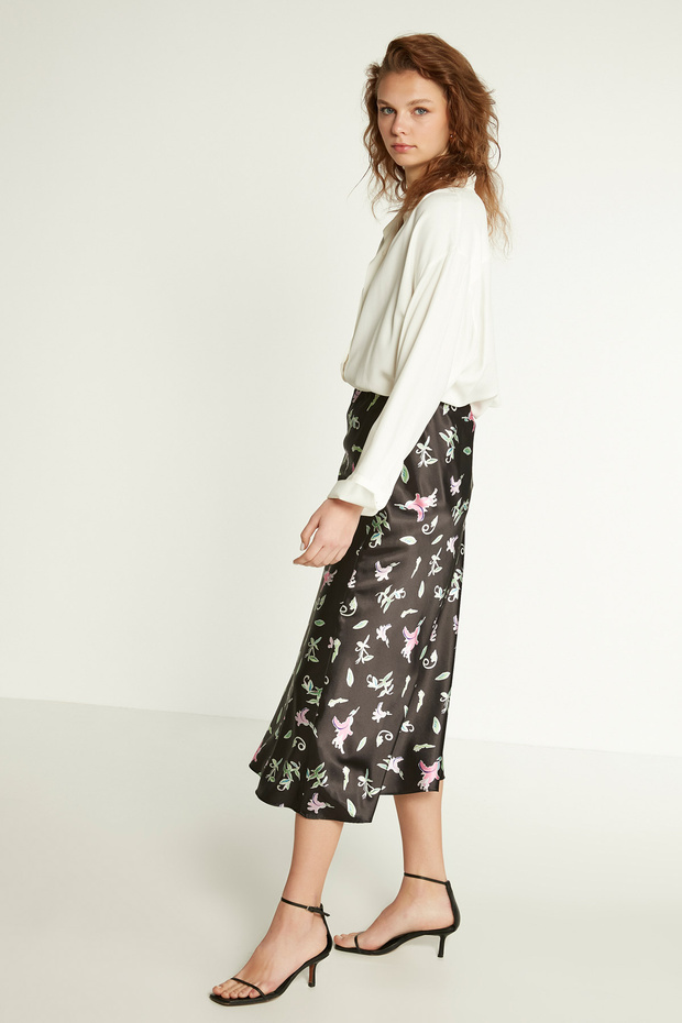 Satinrock mit Blumenmuster und elastischem Bund - 2