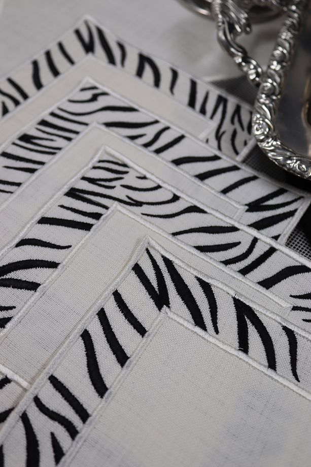 Zebra Desenli Kahve Yanı Sunum Peçetesi(3 adet) - 6