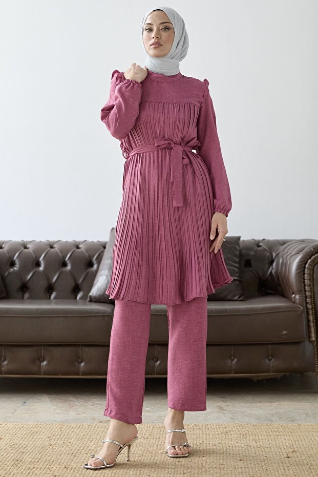 Front Pleated Ruffle Detail Set - Fuchsia