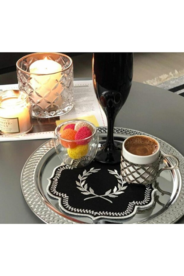 منديل كوكتيل مطرز 2 قطعة