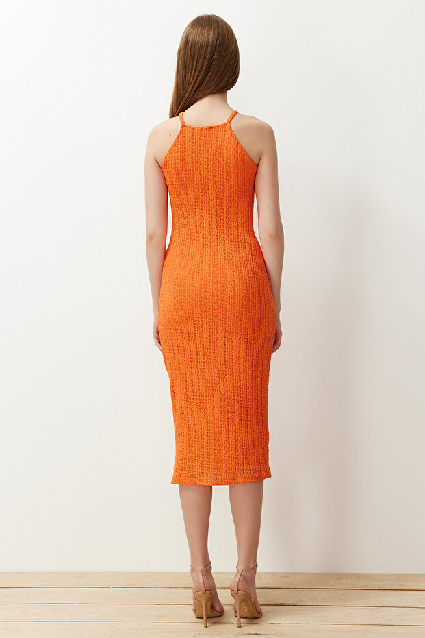 Turuncu Triko Görünümlü Shift/Düz Kesim Halter Yaka Midi Esnek Örme Kalem Elbise TWOSS24EL00594 - 6