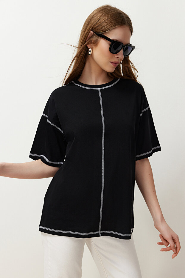 Siyah %100 Pamuk Karkoya Dikiş Detaylı Oversize/Geniş Kesim Örme T-Shirt TWOSS24TS00184 - 7