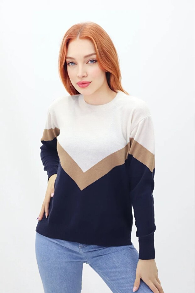 سترة ذات ياقة أمامية على شكل حرف V - 1