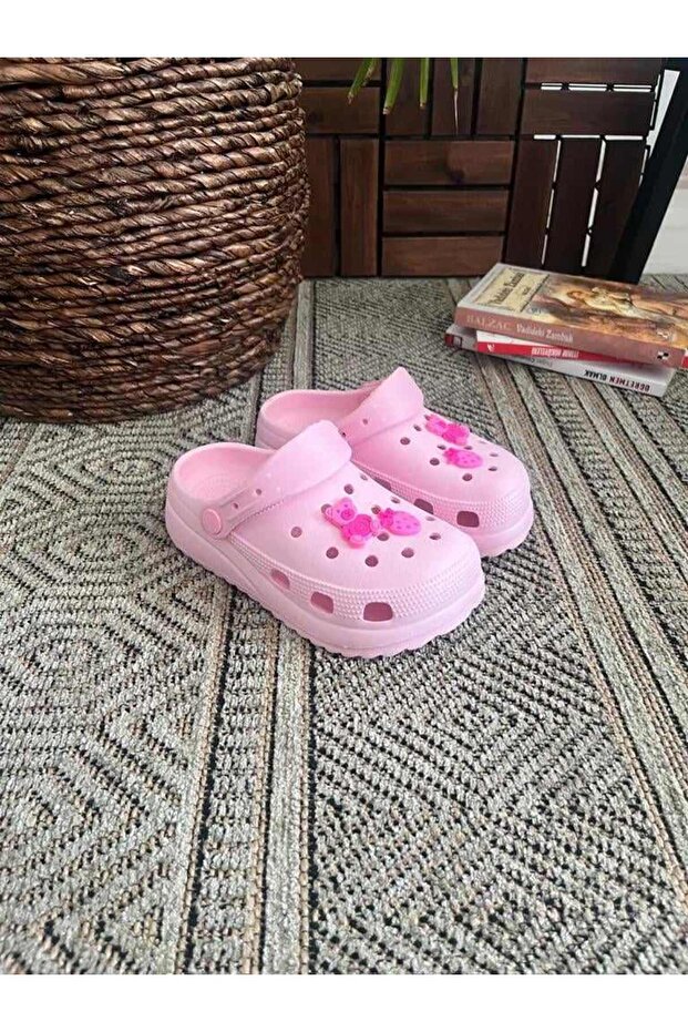 High Thick Sole 4 Pieces Jibbitz Ornate Gift Closed Front Cross Daily Sandals Slippers