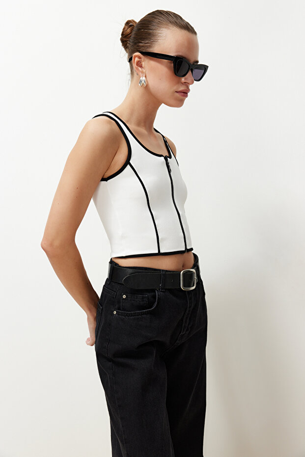 Beyaz Fermuarlı Fitilli Esnek Crop Örme Atlet TWOSS24AL00062 - 2