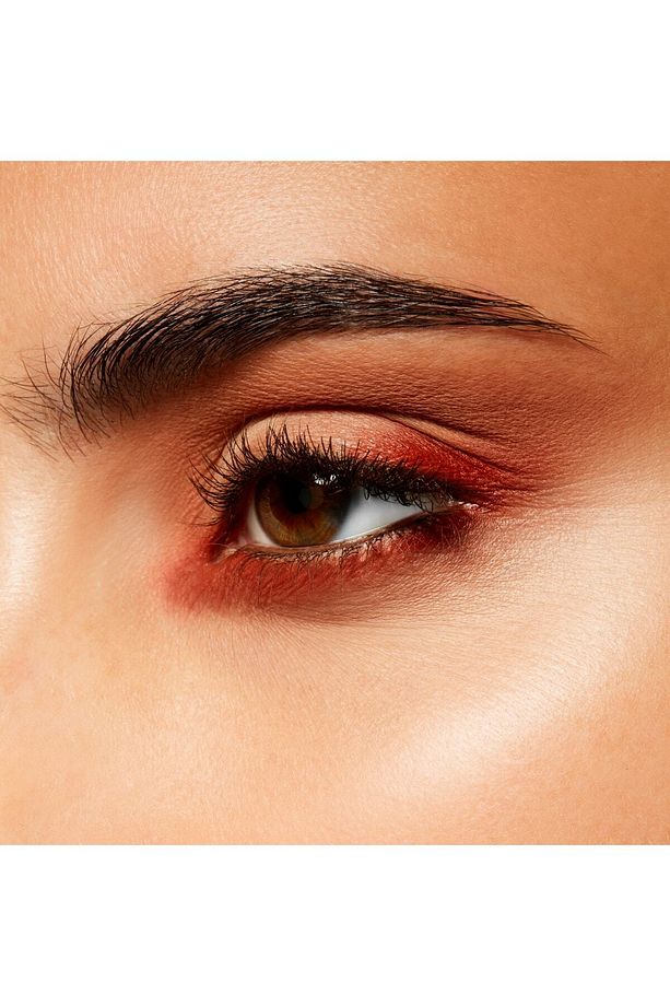 Yüksek Pigmentli Göz Farı - Eye Shadow Soft Brown 1.5 G - 5
