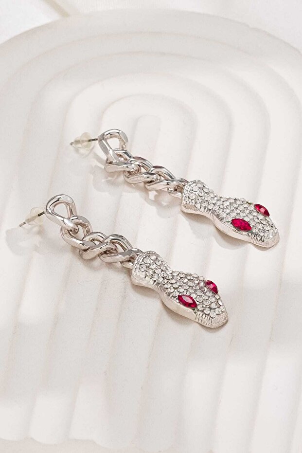 تتدلى الأقراط الأفعى - 2