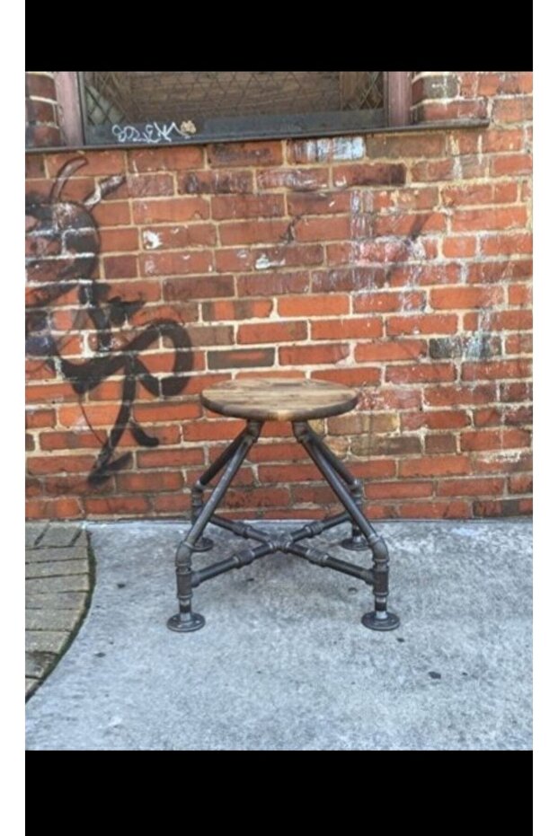 Dekoratif Borudan Sehpa - 1