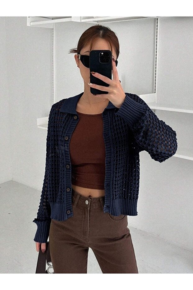 سترة نسائية محبوكة بأزرار شبكية من Dier Moda 9003