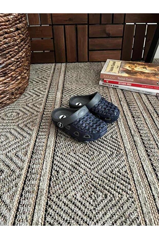 Boys Cross Closed Front Garden Pool Daily Sandals Slippers
