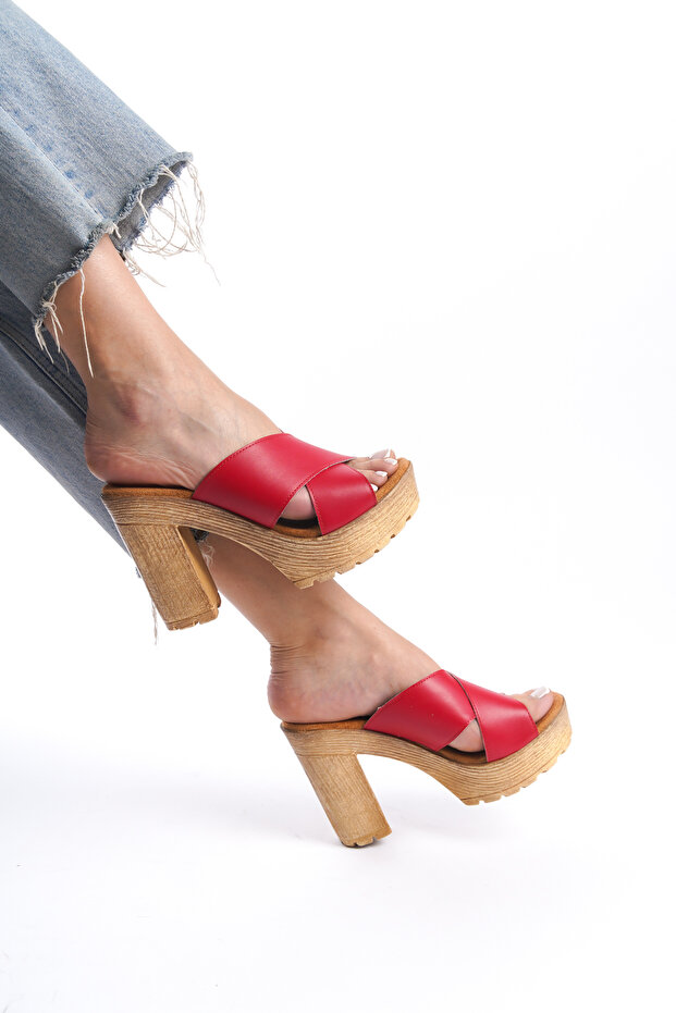 Elina Cross Platform Heeled Slippers