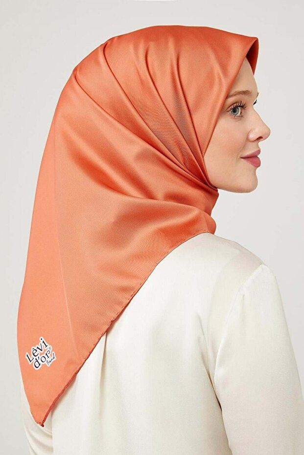 وشاح برتقالي بلون سادة - 1