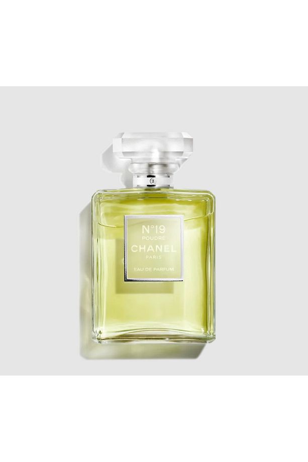 N°19 POUDRÉ Eau De Parfum Orijinal Bileşiminin Pudramsı Ve İpeksi Yorumu 100 ML - 1
