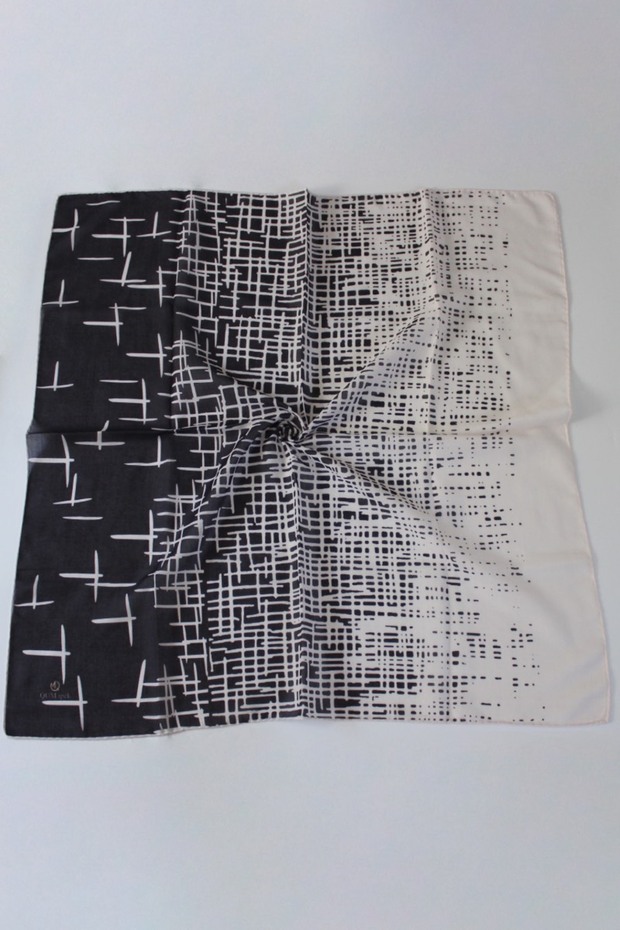 High Line Patterned Soft Scarf White - 1
