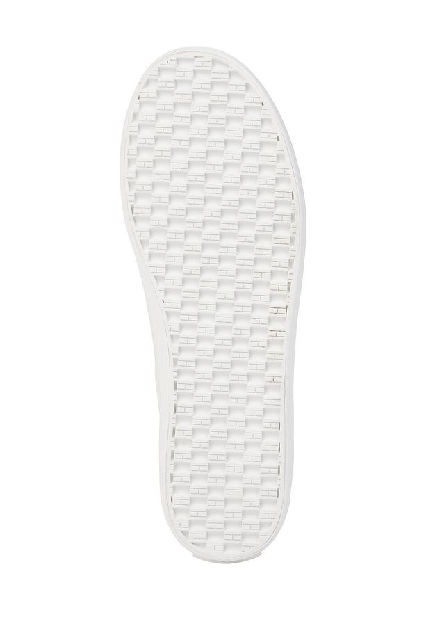 ESSENTIAL VULC CANVAS SNEAKER - 4