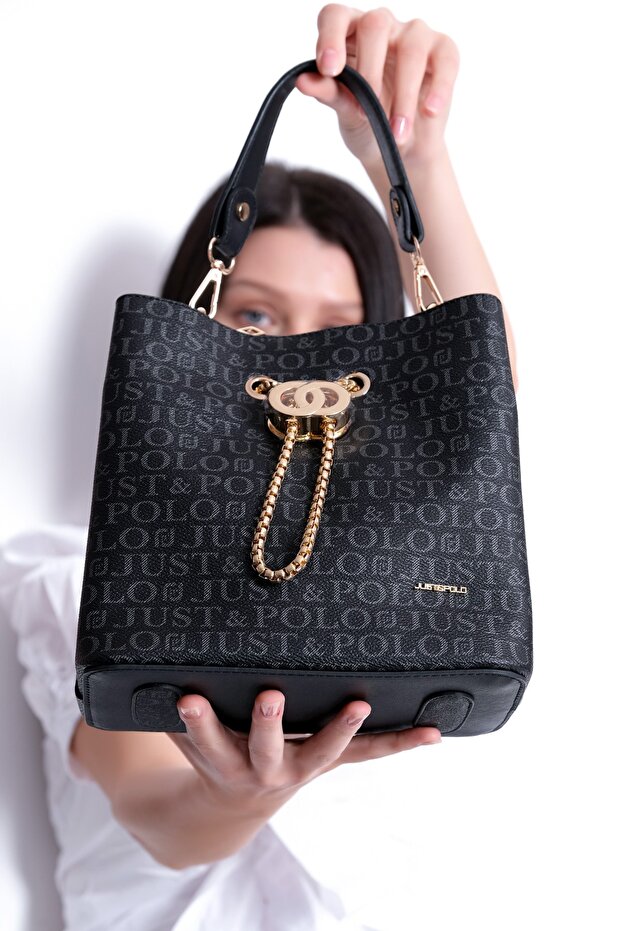 Women's Black Shoulder Bag for Daily Use Stylish Design