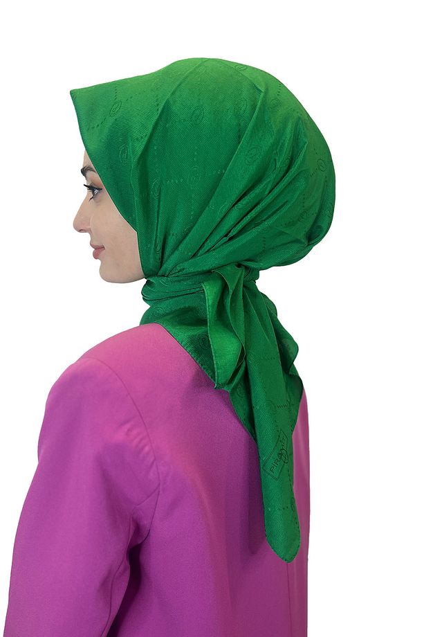 Jakarlı Monogram Eşarp, Piramit Monogram, Desenli Benetton Eşarp 01009 - 1
