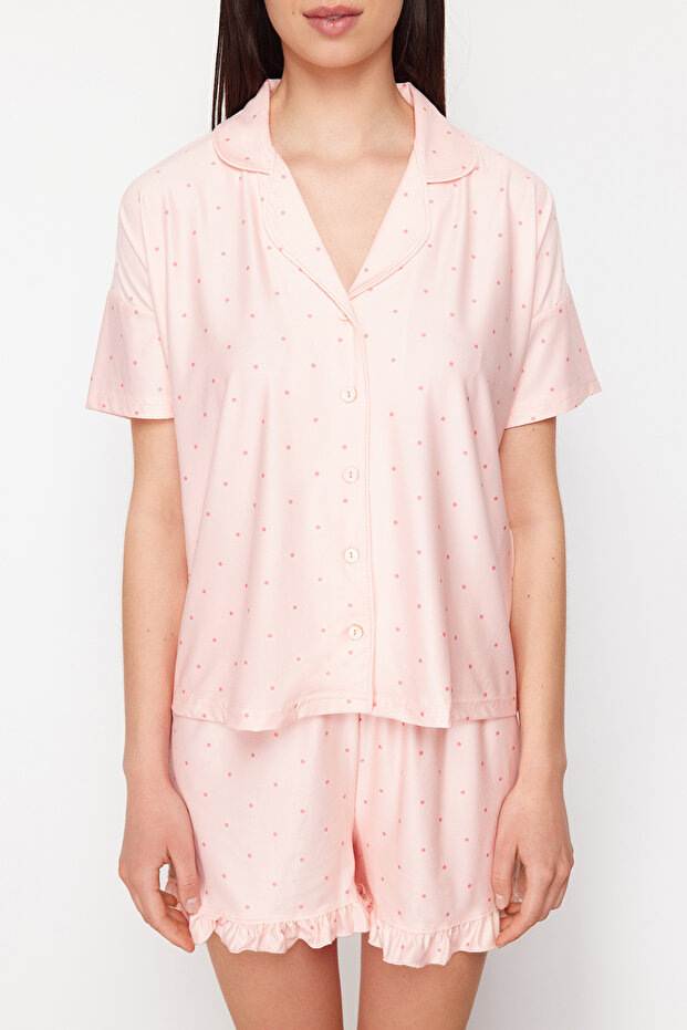 Somon Puantiyeli Fırfır Detaylı Şortlu Örme Pijama Takımı THMSS24PT00284 - 4