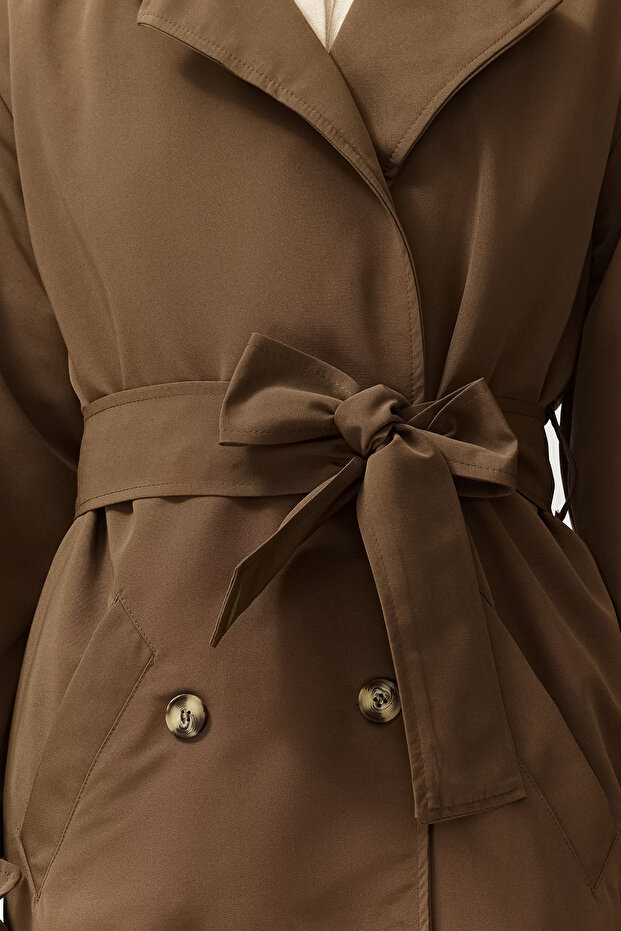 Kahverengi Oversize Kuşaklı Trençkot TWOSS21TR0005 - 9