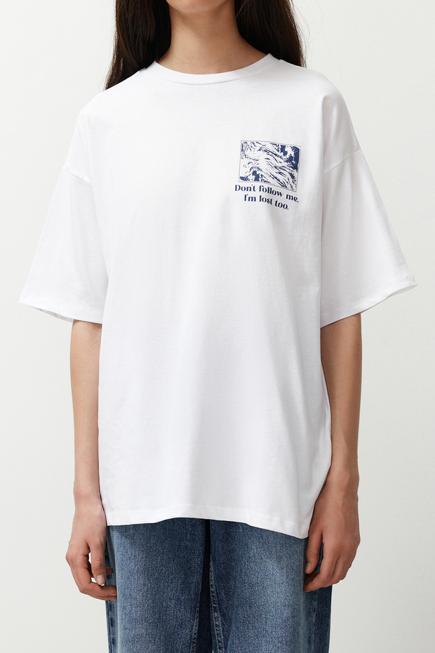 Beyaz %100 Pamuk Sırt ve Ön Baskılı Oversize/Rahat Kesim Örme T-Shirt TWOSS24TS00234 - 5