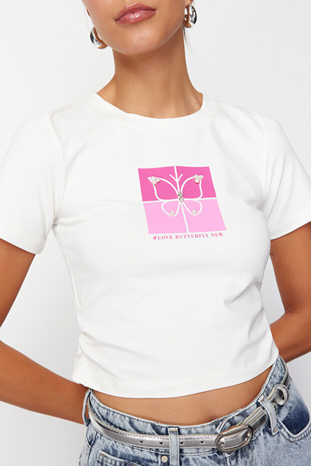 Beyaz Kelebek Desenli Crop Örme T-Shirt TEDSS24TS00029