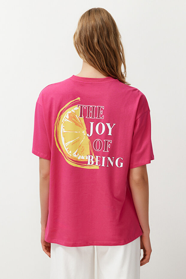 Fuşya Pembe %100 Kalın Pamuklu Sırt ve Ön Baskılı Oversize/Rahat Kesim Örme T-Shirt TWOSS24TS00233 - 6