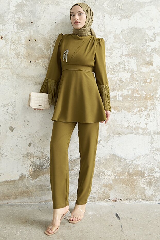 Tasseled Sleeve Jewelled Crepe Set - Oil Green