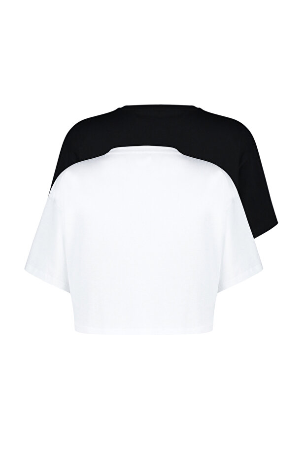 Siyah-Beyaz 2'li Paket %100 Pamuk Relax/Rahat Kesim Crop Örme T-Shirt TWOSS24TS00224 - 8