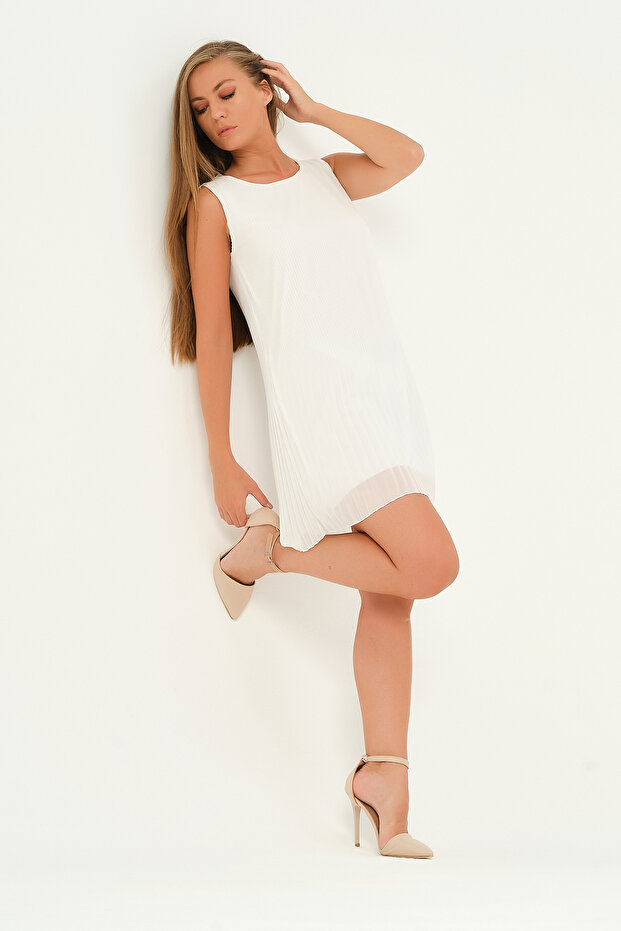 kolsuz piliseli elbise - 7