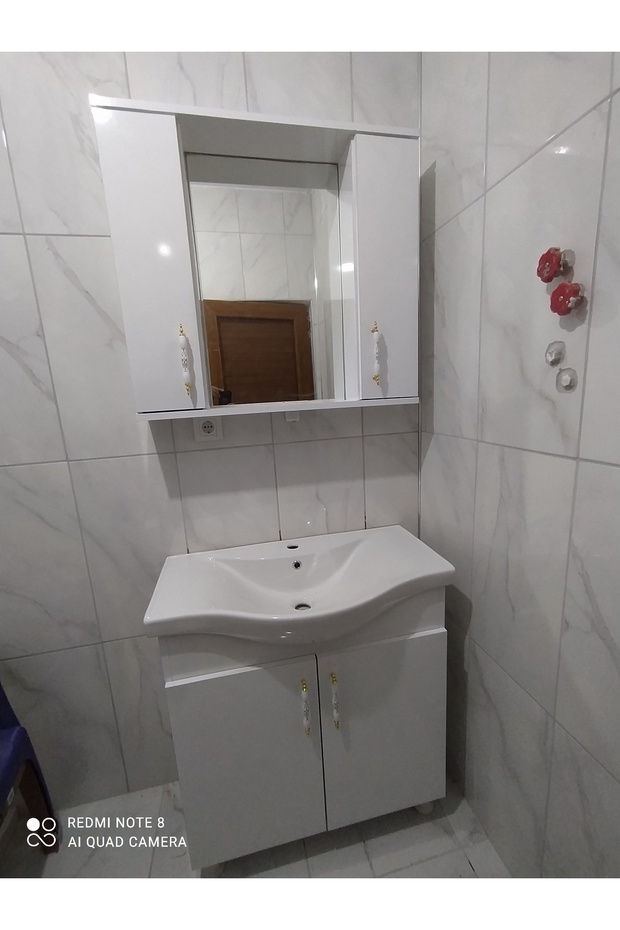 Banyo Dolabı - 2