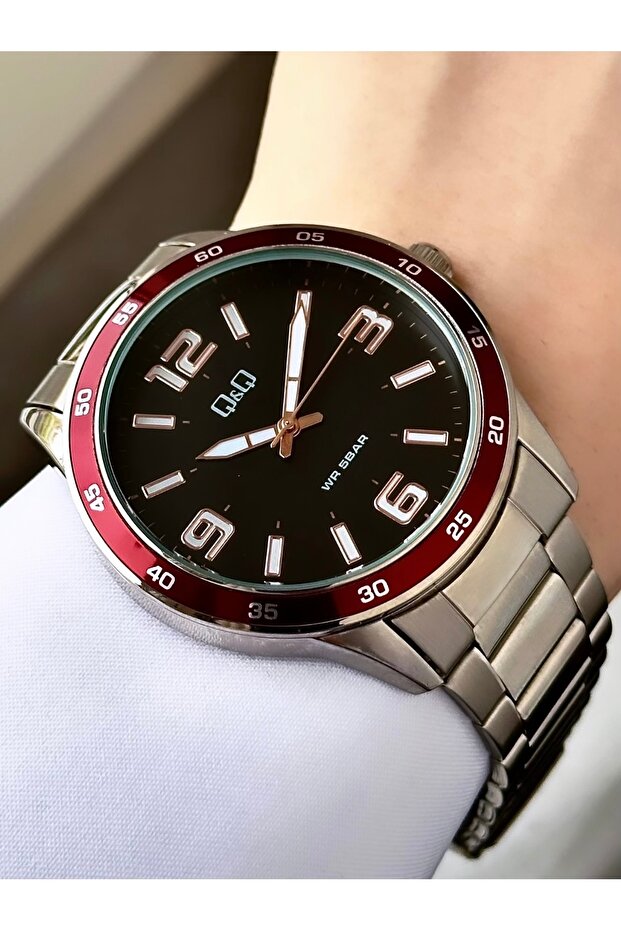 Metal Men's Wristwatch