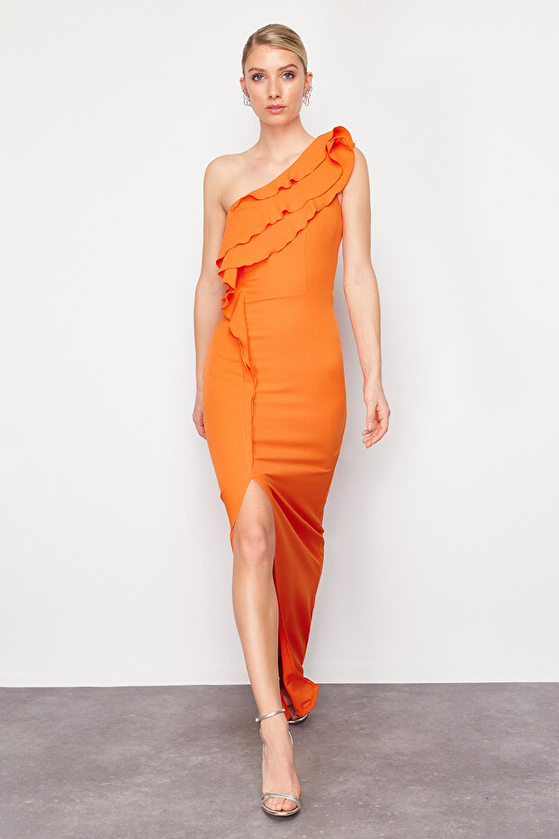 Tkané dlouhé večerní šaty s jedním rukávem oranžové TPRSS24AE00130 - 2