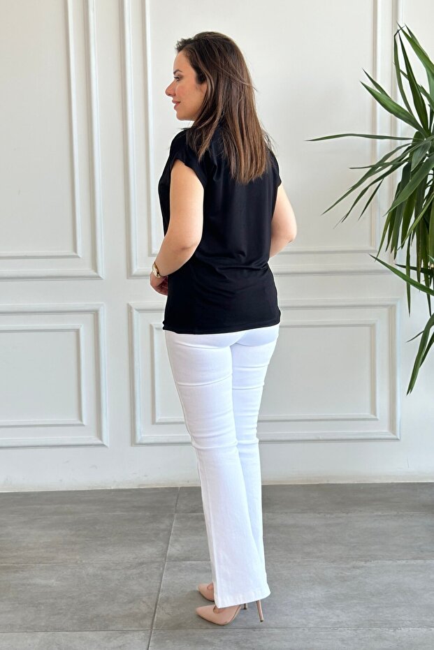 Tricou Basic cu decolteu în V - 4