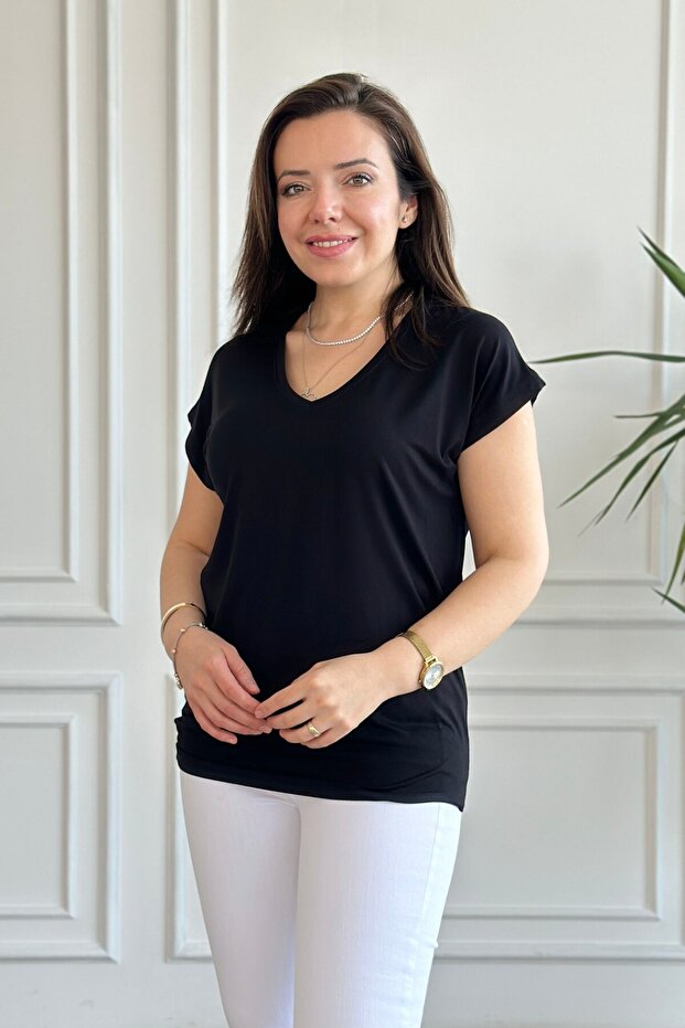 Tricou Basic cu decolteu în V - 6