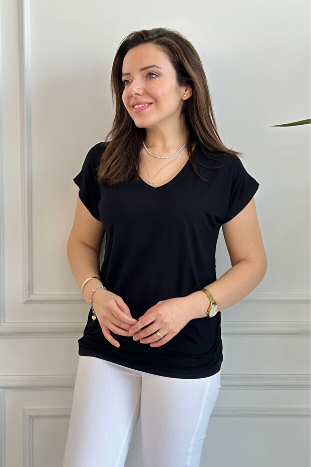 Tricou Basic cu decolteu în V - 7