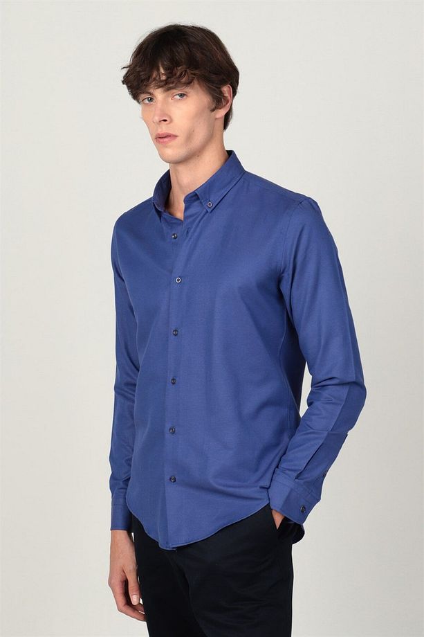 Slim Fit Uzun Kollu Düğmeli Yaka Pamuklu Kolay Ütü Düz Erkek Gömlek - 2
