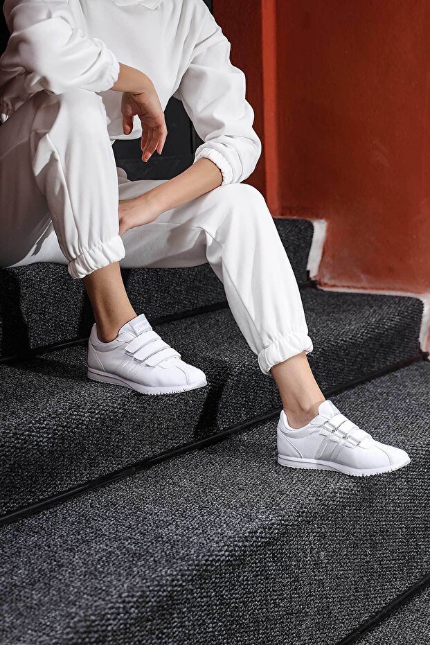 26835 White Women's Sneaker Casual Sneakers