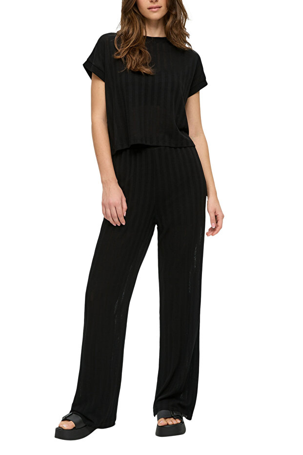 Semi-transparent trousers with a structured pattern - 1
