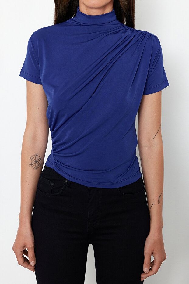 Saks Büzgü/Drape Detaylı Fitted/Vücuda Oturan Kısa Kollu Dik Yaka Esnek Örme Bluz TWOSS24BZ00426 - 3