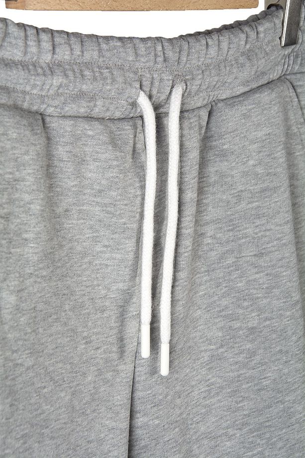 Erkek Kırçıllı Gri Basic Regular Fit Şort Bermuda - 2